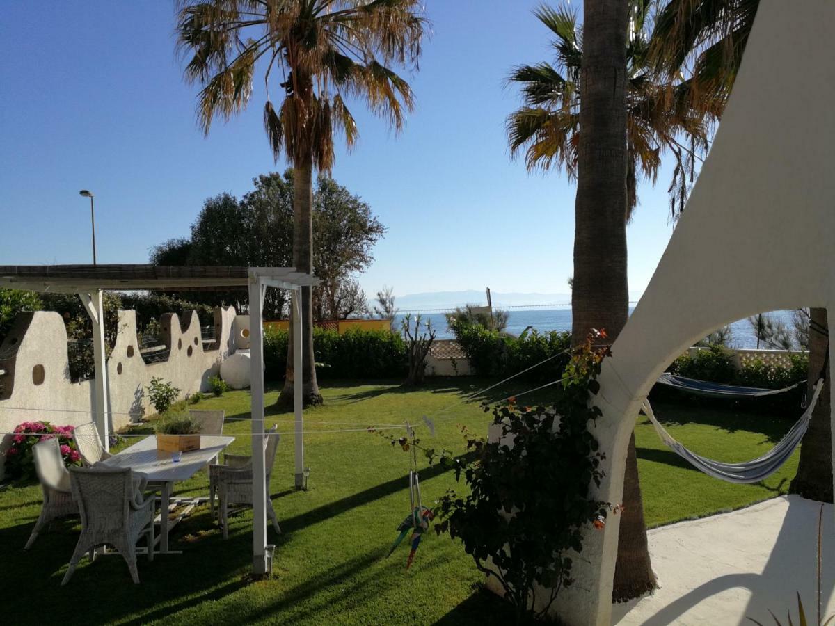 La Casa Di Nina Bed & Breakfast La Maddalena  Bagian luar foto